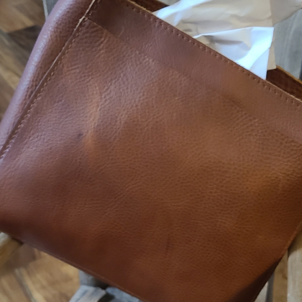 Kmm tote cypress not used